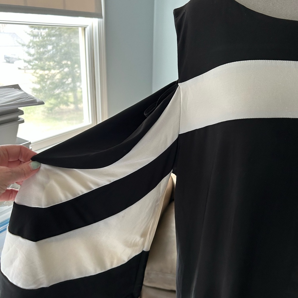 Frank Lyman Design Black and White Label Detail